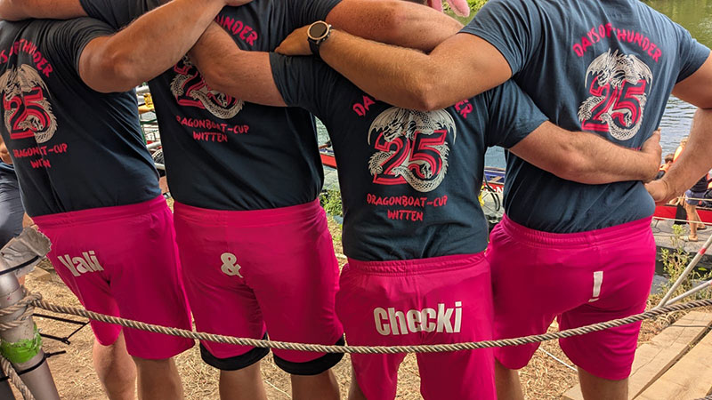 Wir bedrucken nicht nur T-Shirts, sondern auch Shorts.