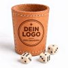 Würfelbecher mit individuell graviertem Logo für Schocken